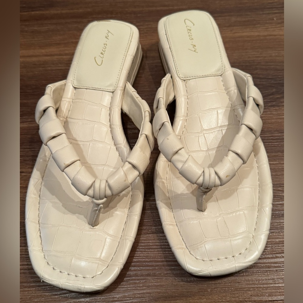 Circus NY by Sam Edelman Circus Jacinda Flip Flop Women's Modern Ivory (9W)